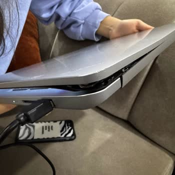 Lenovo Laptop Ekran Sorunu