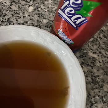 Bozuk Çay Deneyimi: Midem Bozuldu