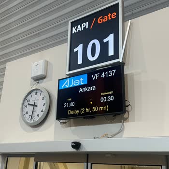 Ajet Uçuşunda Sürekli Artan Rötar Ve Mağduriyet