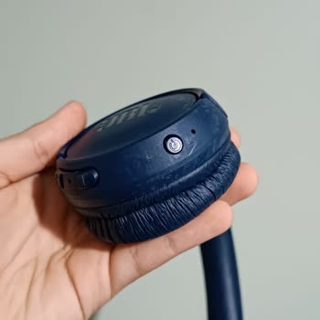 JBL Tune 520BT Kulaklıkta Beklenmedik Renk Değişimi Sorunu