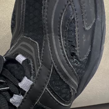 Kalitesiz Ürün Ve Yetersiz Müşteri Hizmetleri