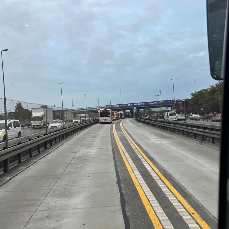 Metrobüs Arızaları Ve İlgisizlik