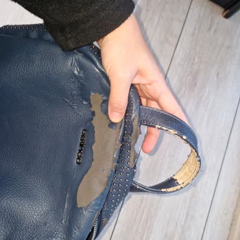 Derimod Ürünlerinin Dayanıklılığı Hayal Kırıklığına Uğrattı