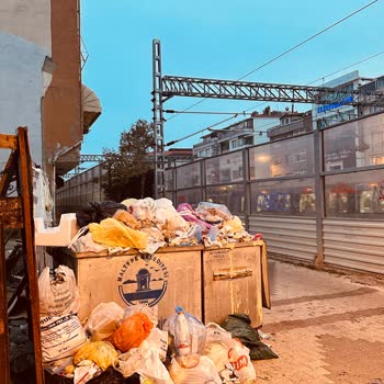 Maltepe'de Çöp Krizi: Acil Çözüm Bekleniyor