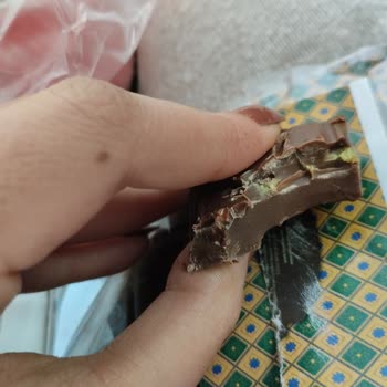 Liva Pastanesi | Livashop.com Dubai Çikolatası Sorunu