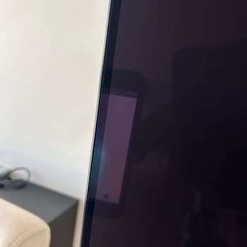 Samsung Oled TV'de Çözülemeyen Ekran Lekeleri!