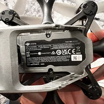 DJI Avata Reparaturkosten unerwartet hoch, keine Garantie bei Flüssigkeitsschäden