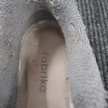 Ayakkabıda Yapıştırıcı Akması Ve Renk Değişimi Sorunu