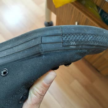 Kalitesiz Ürün Ve Müşteri Hizmetleri Sorunu