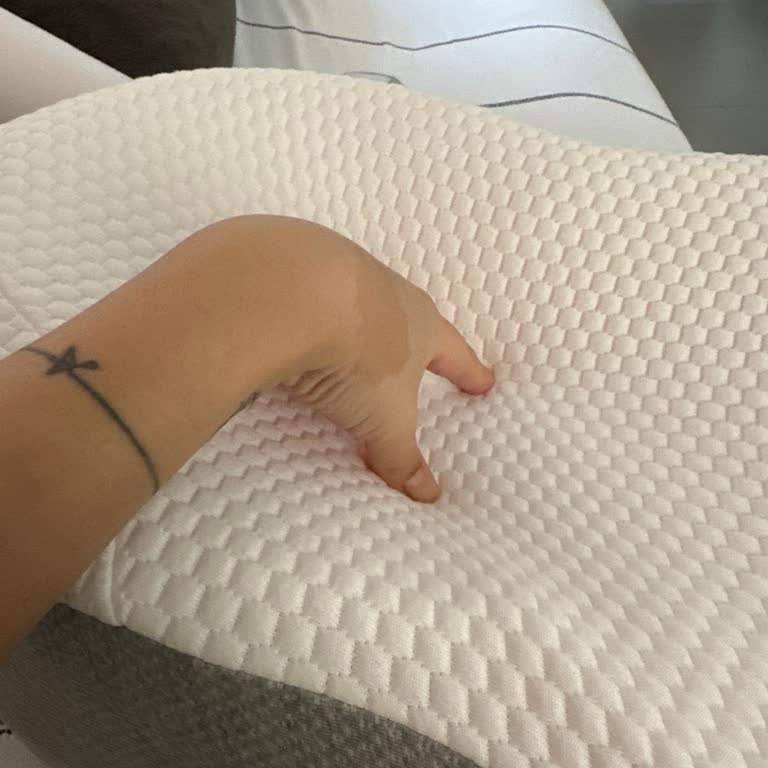 Juno Yatakta Çökme Sorunu Bebeğimi Rahatsız Ediyor