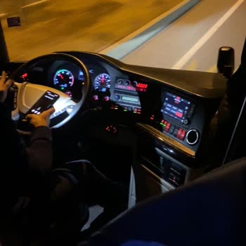 Tehlikeli Yolculuk: Otobüs Şoförünün Dikkatsizliği