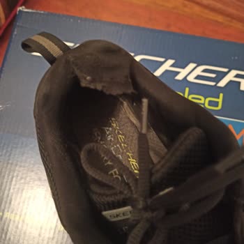 In Street Ve Skechers: Müşteri Memnuniyetsizliğinde Zirve