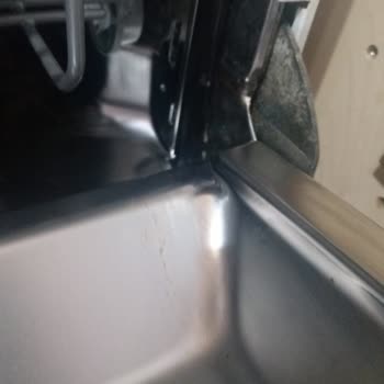Bulaşık Makinesi Kabusu: Paslanma, Sızıntı Ve Servis Sorunları