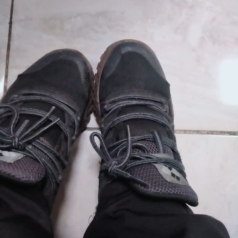 Amazon Türkiye'den Aldığım Spor Ayakkabının Kalitesizliği Ve Yetersiz Müşteri Hizmeti