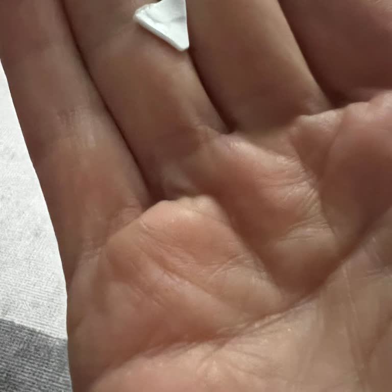 Granola Paketinden Çıkan Plastik Parça Tehlikesi