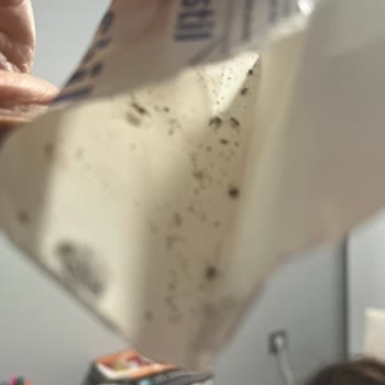 Ülker Sağlık İçin Alınan Üründen Şok Edici Böcek Çıkışı