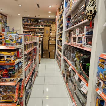 Espark Armağan Oyuncak'ta Sürekli Ertelenen Koli Açma Sorunu