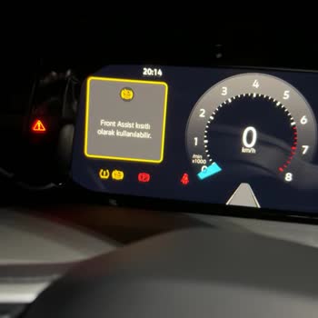 Volkswagen Golf 8.5'te Yazılım Sorunu: 0 Km Araçta Beklenmedik Arızalar