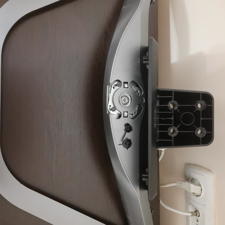 LG Televizyonumun Ayak Aparatı Kendiliğinden Kırıldı