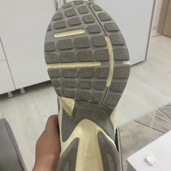 Ayakkabıda Ses Sorunu Ve Yetersiz Müşteri Hizmeti