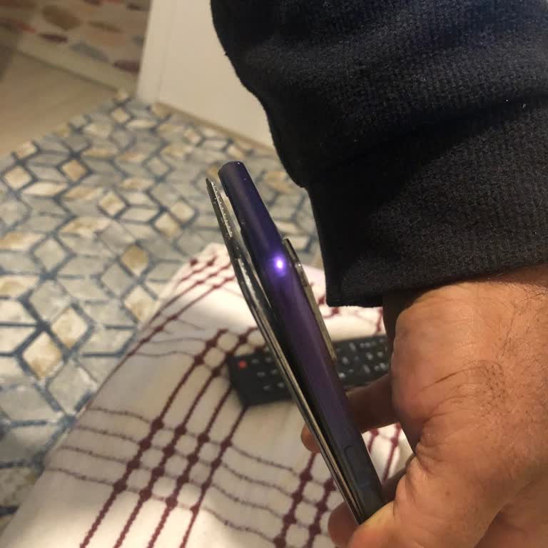 Yenilenmiş Telefonun Ekran Sorunu