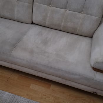 Kiwi Buharlı Temizleyici Kullanımı Sonrası Koltuklarım Zarar Gördü!