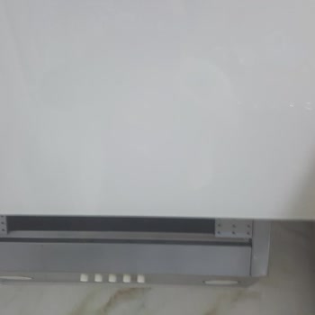 Cam Ve Metalin Tehlikeli Birleşimi