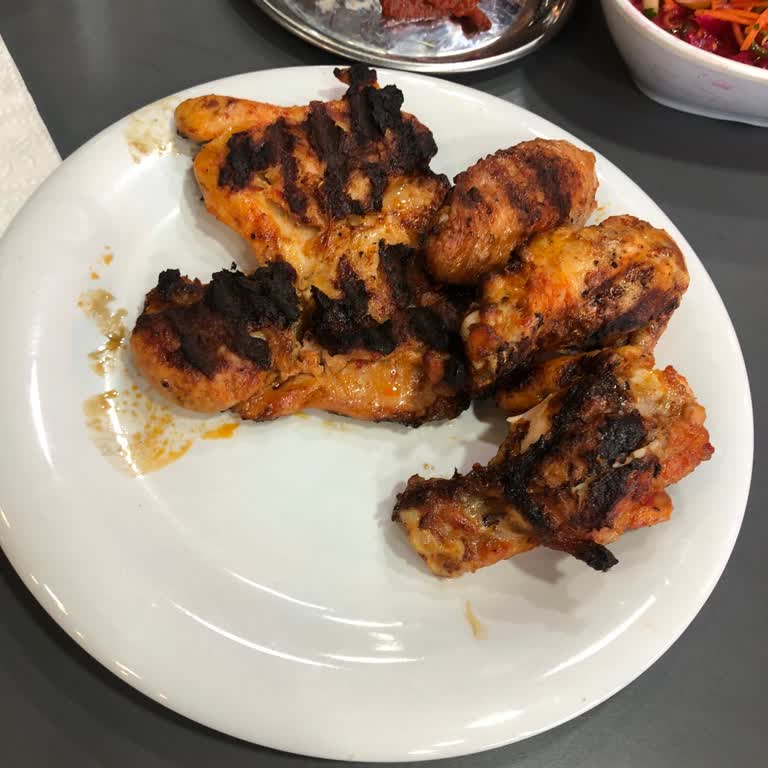 Yanık Yemek Ve İlgisiz Tavırla Karşılaştık