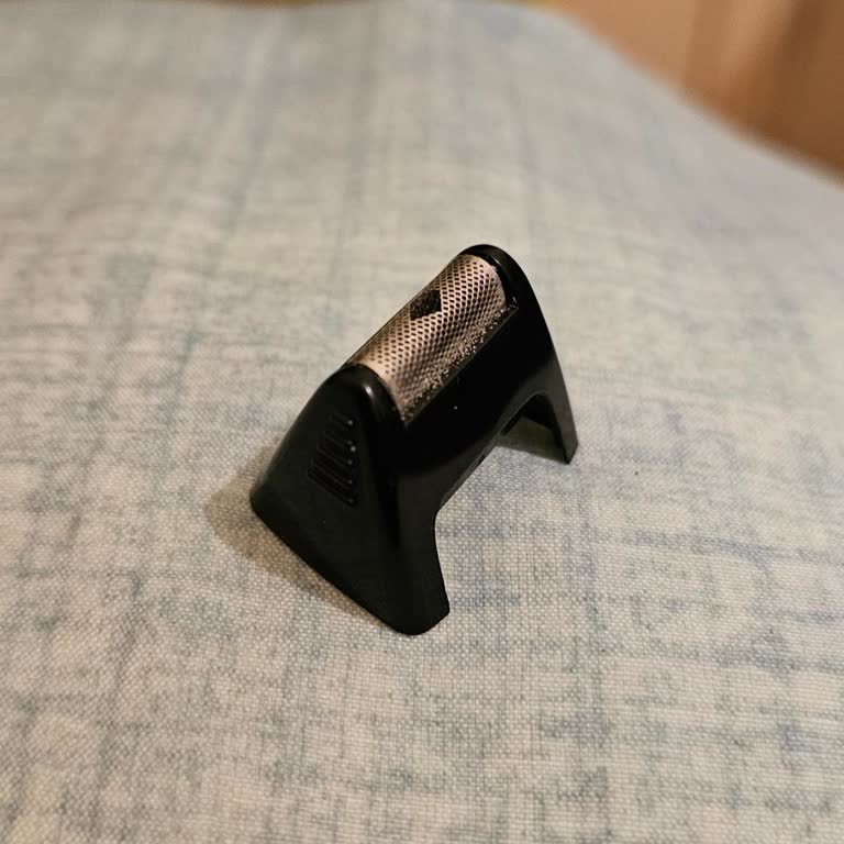 Philips Sakal Makinesi Başlığı Yüzümü Kesiyor, Servis İlgisiz