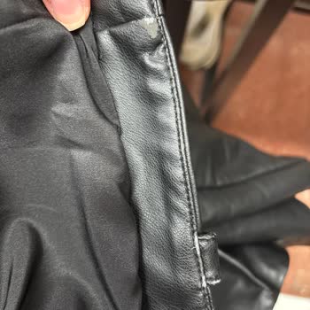 Zara Deri Ceketinde Erken Deformasyon Ve Müşteri Hizmetleri Sorunu