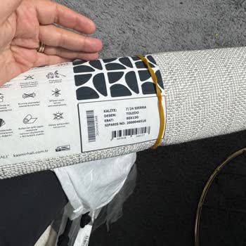 Yanlış Halı Ölçüsü Ve Ulaşılamayan Müşteri Hizmetleri