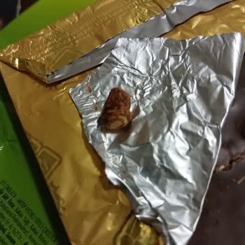 Eti Çikolatada Beklenmedik Yabancı Madde Şoku