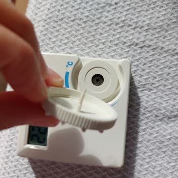 ECA Termostatın Düğmesi Yanlış Çalışıyor, Servis Ücreti Fahiş