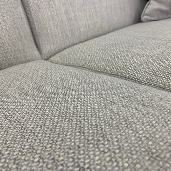 Garanti Süresinde İlgisizlik Ve Kumaş Sorunu