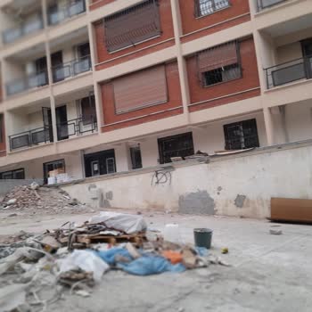 Kuşadası'nda Apartman Tadilat Atıkları ve Belediye İlgisizliği