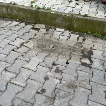 Ünye'de Tehlikeli Sokak: Acil Yenileme İhtiyacı