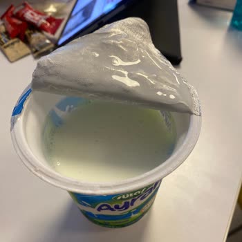 Eksik Dolum: Sütaş Ayranımın Yarım Doluluğu