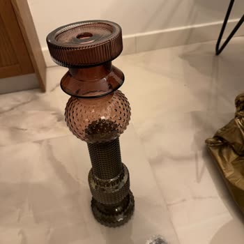 Kırık Ürün Ve Çözüm Bekleyen Müşteri