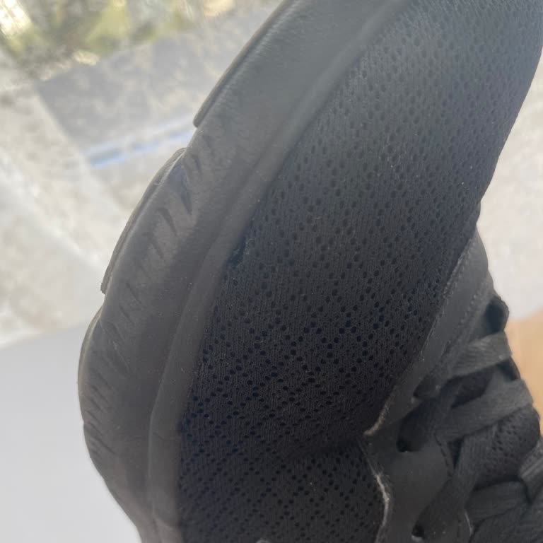 Skechers Shoes Damaged in Months and Returned Without Resolution