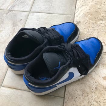 Nike Air Jordan Ayakkabıda Erken Deformasyon Sorunu