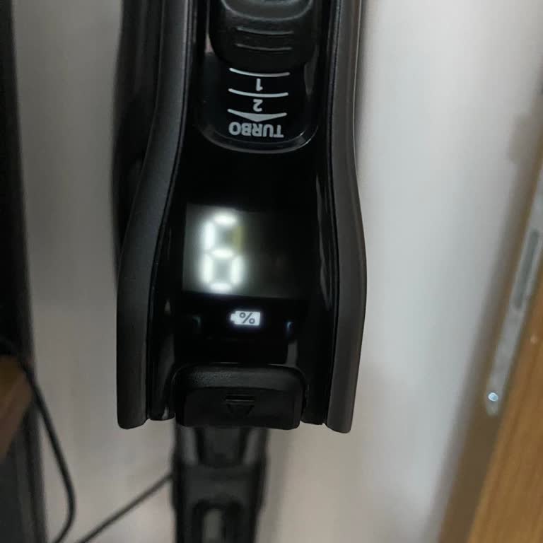 Philips 8000 Serisi Süpürgede Şarj Ekranı Sorunu