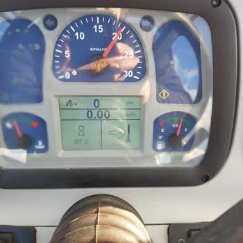 New Holland T580S Traktör Alarmları Ve Çözüm Eksikliği