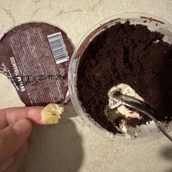 BİM Marketin Bozuk Tatlıları Can Sıkıyor