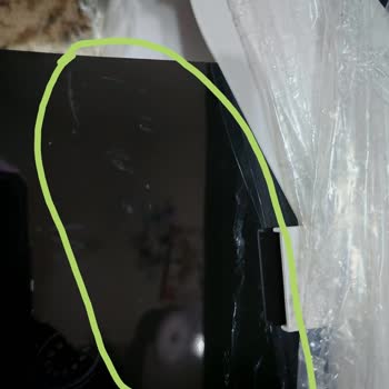 Kırık Ve Çiziklerle Teslim Edilen Halı Yıkama Makinesi