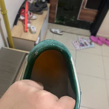 Kalitesiz Ürün Deneyimi: Guess Marka Speaker Hayal Kırıklığı