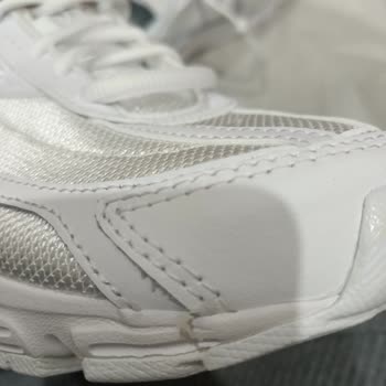 Sahte Ayakkabı Ve Hayal Kırıklığı: Deichmann Güvenilirliği Sorgulanıyor