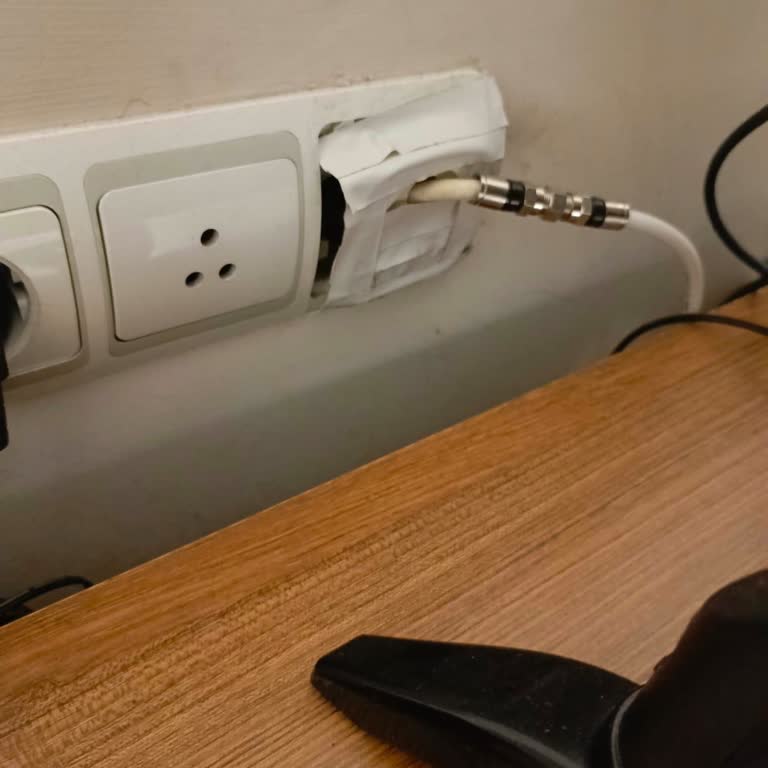 Televizyon Ve İnternet Bağlantı Sorunları: Boşa Giden Para