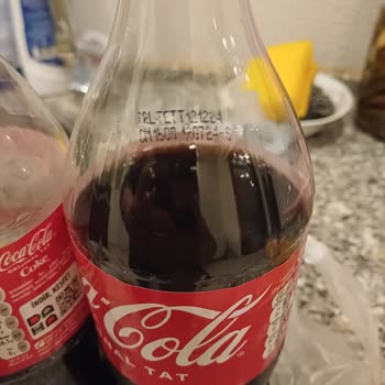 Bozuk Coca-Cola Sağlık Sorunlarına Yol Açtı