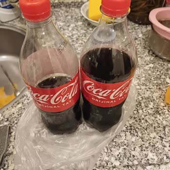 Bozuk Coca-Cola Sağlık Sorunlarına Yol Açtı