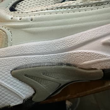 Uçarsneakers  Replika Ürünler Satışta!